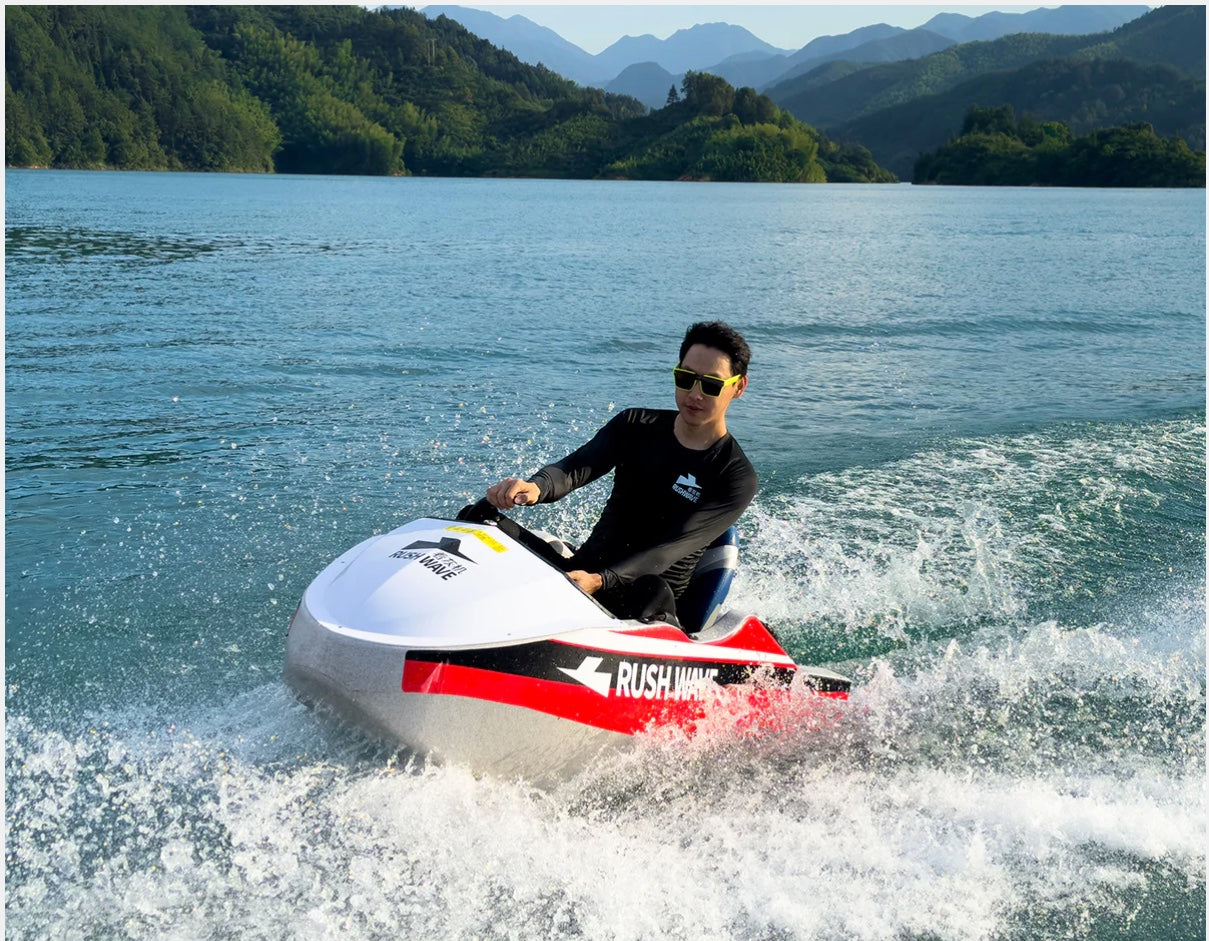 Rush Wave jet ski