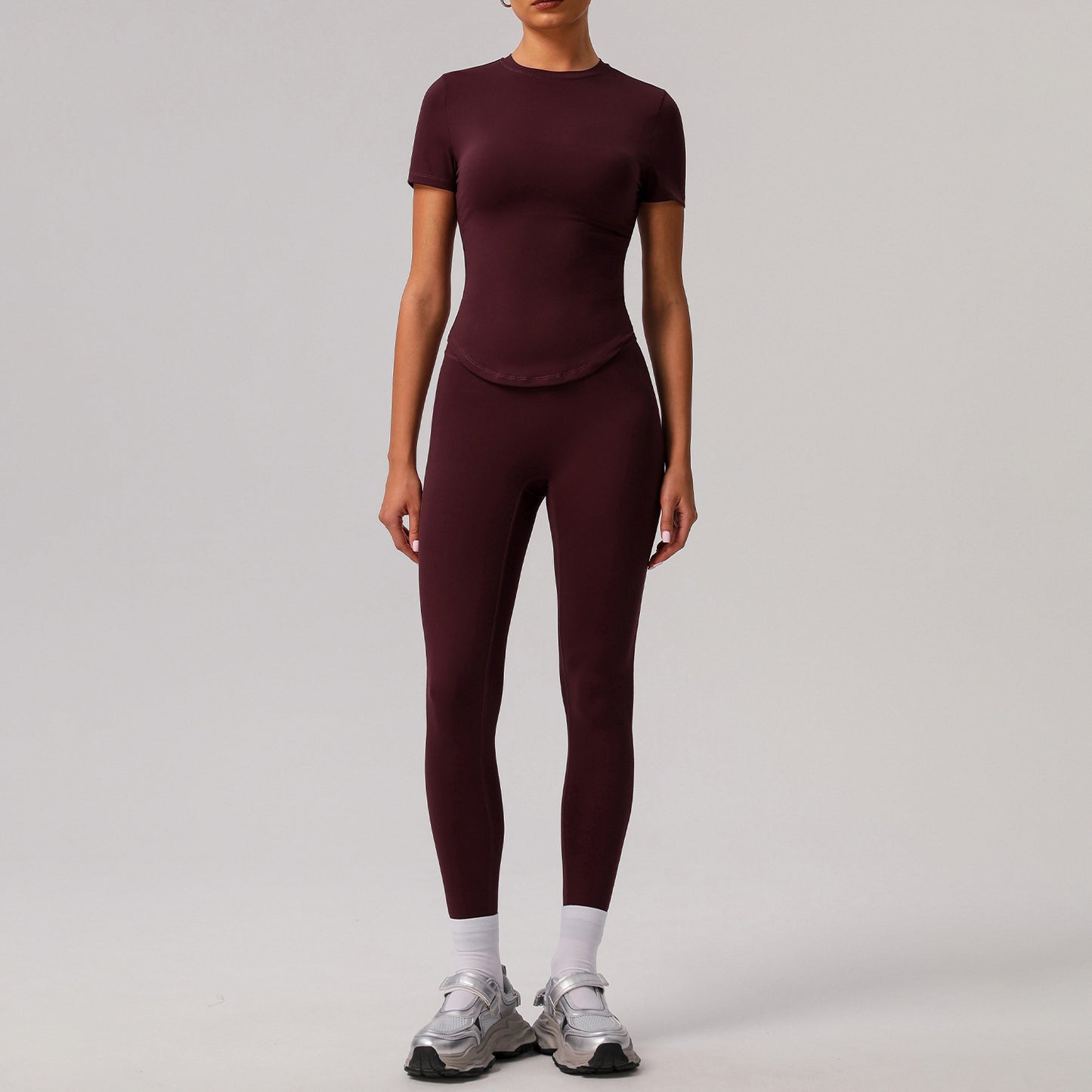 Solid color tight yoga suit quick drying fitness suit outdoor body shaping running suit women's fitness suit ﻿